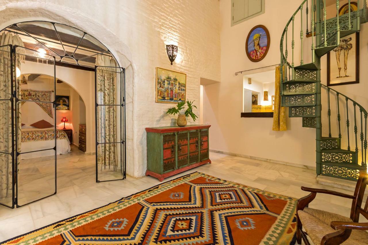 Country Home Apartment With Garage 6 Pax Sevilla Bagian luar foto