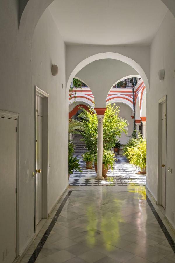 Country Home Apartment With Garage 6 Pax Sevilla Bagian luar foto