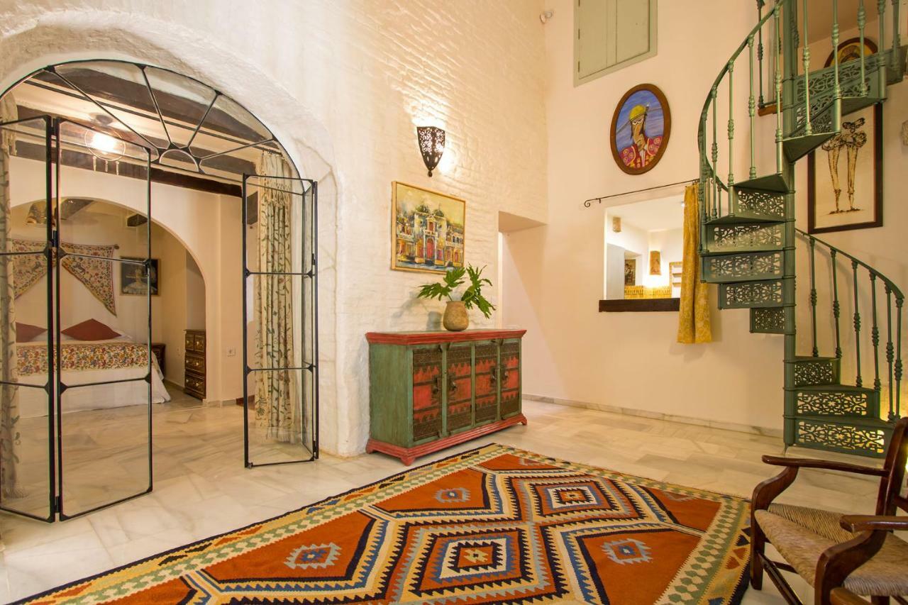 Country Home Apartment With Garage 6 Pax Sevilla Bagian luar foto
